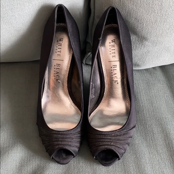 White House Black Market Black heels - Picture 1 of 4